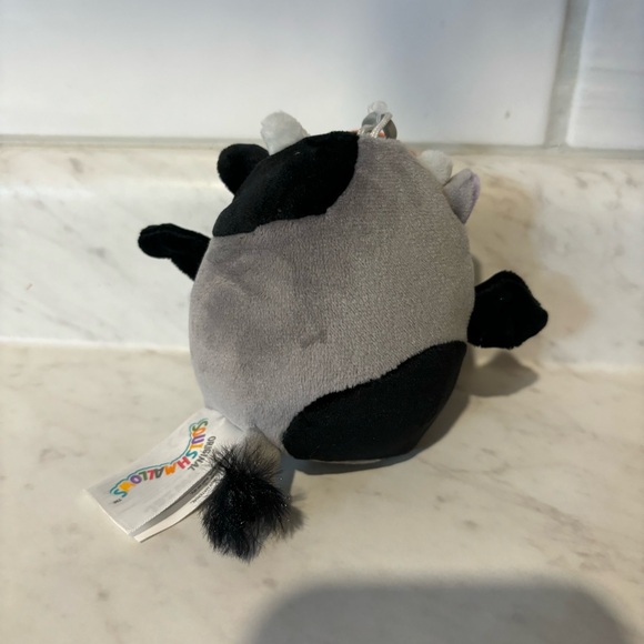 Bridgette the Bat Cow Halloween Squishmallow Clip - Picture 3 of 3